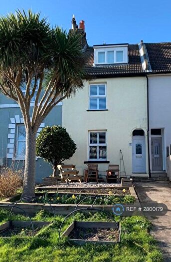 3 Bedroom Terraced House To Rent In St Johns St, Folkestone, CT20