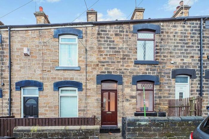 2 Bedroom Terraced House To Rent In Oxford Street, Barnsley, South Yorkshire S70