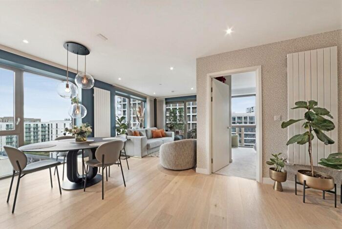 1 Bedroom Apartment To Rent In Pendant Court, Royal Wharf, London, E16