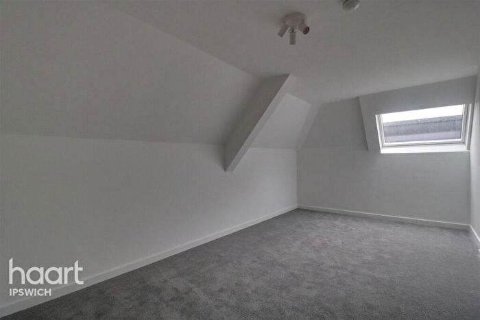 1 Bedroom Apartment To Rent In Lloyds Avenue, Ipswich, IP1