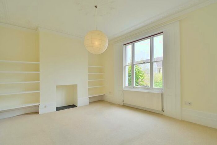 1 Bedroom Flat To Rent In King Henry's Road, Primrose Hill, NW3