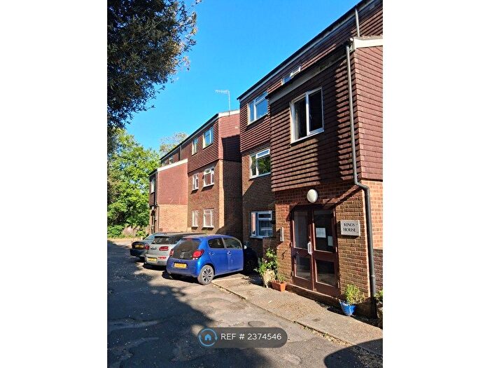 2 Bedroom Flat To Rent In Pevensey Road, St Leonards On Sea, East Sussex, TN38