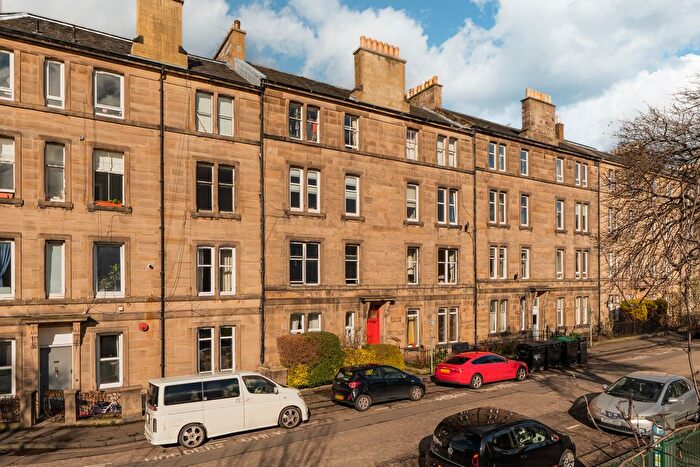2 Bedroom Flat For Sale In / Murieston Crescent, Edinburgh, EH11