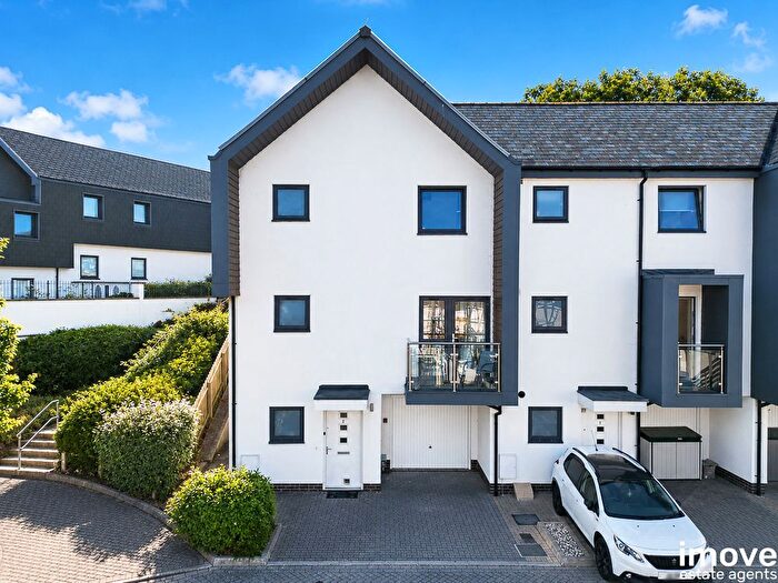 3 Bedroom End Terrace House For Sale In Orchid Way, Torquay, TQ2