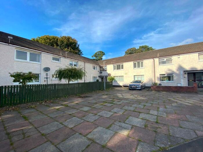 2 Bedroom Flat To Rent In Sophia Crescent, Irvine, KA12