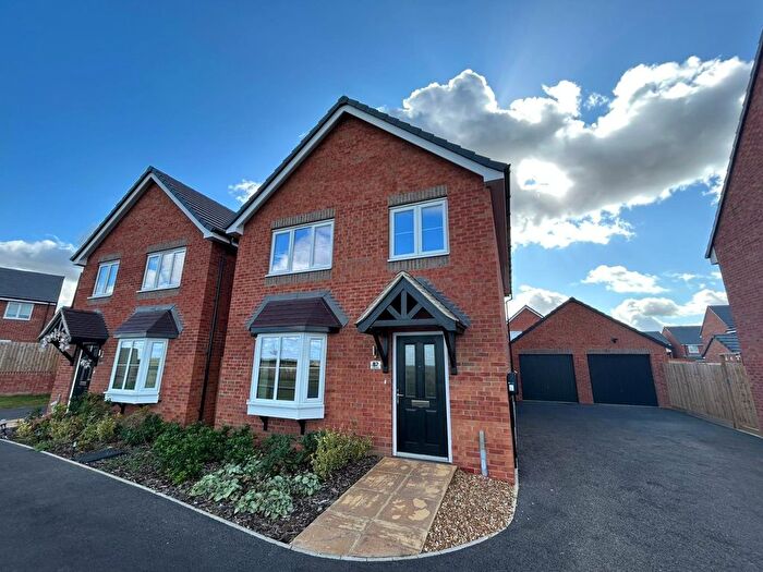 4 Bedroom Detached House For Sale In Tame Way, Bulkington, Bedworth, Warwickshire, CV12