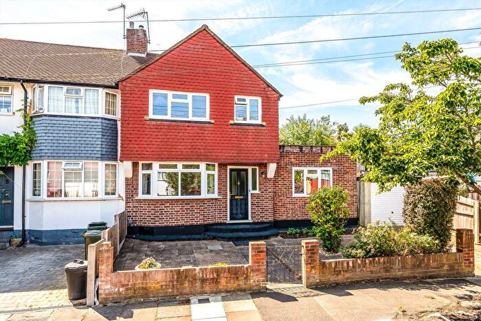 3 Bedroom Property For Sale In Fulwell Park Avenue, Twickenham, TW2