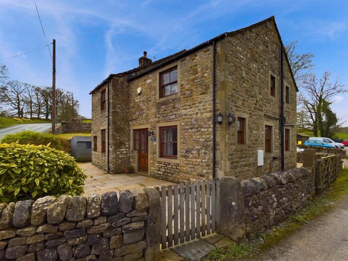 4 Bedroom Detached House To Rent In Raikes Cottage, Threshfield, BD23