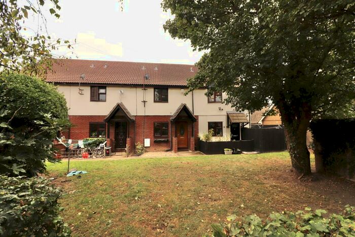 1 Bedroom House To Rent In Regents Court Aveley, RM15