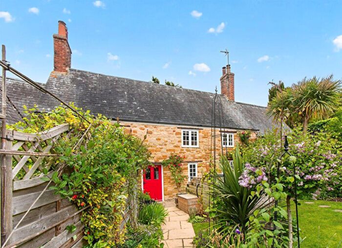 2 Bedroom Cottage For Sale In Main Street, Middleton, Market Harborough, LE16