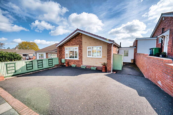 2 Bedroom Semi-Detached Bungalow For Sale In Shirwood Avenue, Whickham, NE16