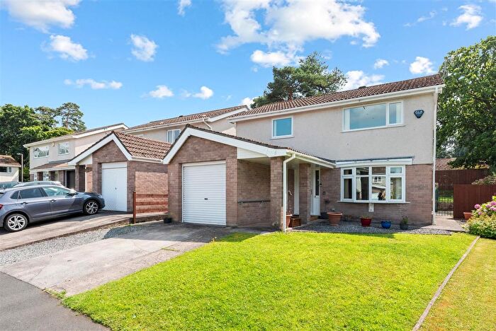 4 Bedroom Detached House For Sale In William Bowen Close, Gowerton, Swansea, SA4