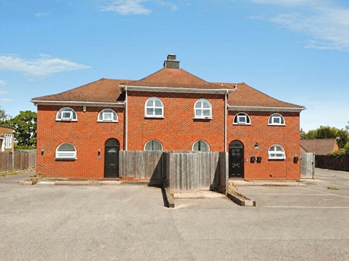 1 Bedroom Flat For Sale In Church Lane East, Aldershot, Hampshire, GU11