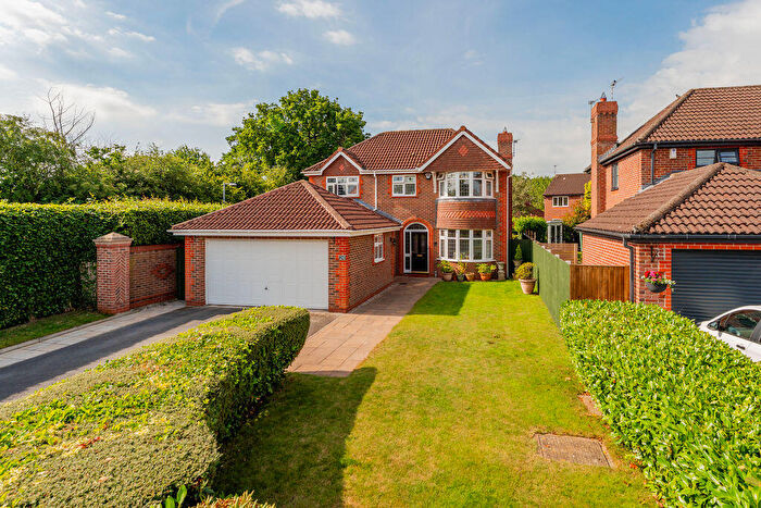 4 Bedroom Detached House For Sale In Calveley Close, Kingsmead, CW9