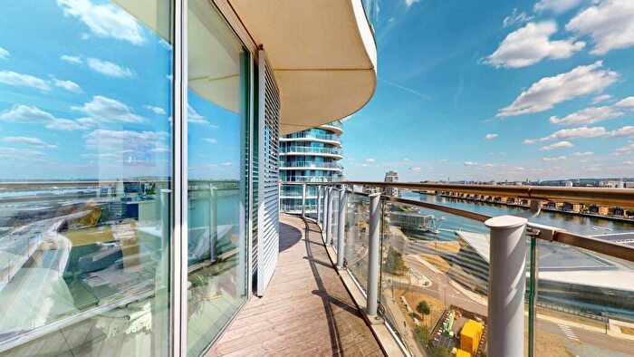2 Bedroom Apartment For Sale In Hoola Building, Royal Docks, London, E16