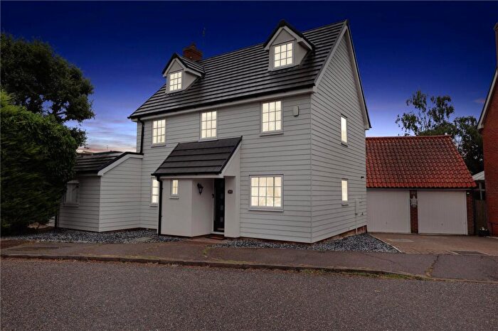 5 Bedroom Detached House For Sale In Gandalfs Ride, South Woodham Ferrers, Chelmsford, Essex, CM3