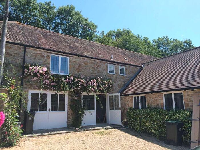 4 Bedroom Barn Conversion To Rent In Sandford Orcas, DT9