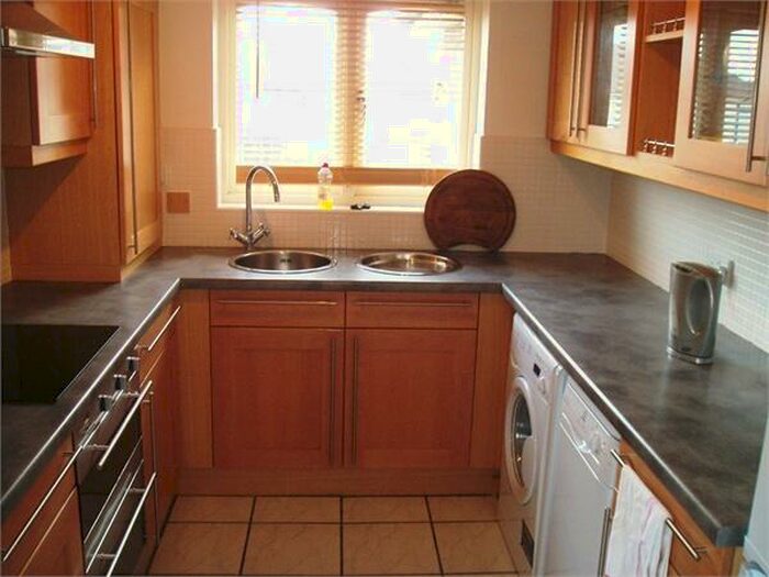 2 Bedroom Apartment To Rent In Fox Hollow Drive, Bexleyheath, DA7