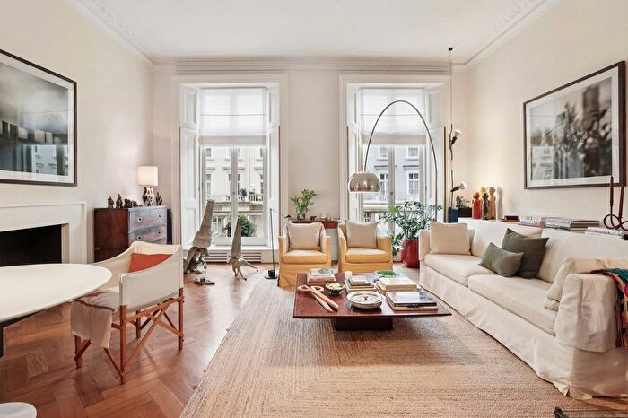 2 Bedroom Flat For Sale In Belgrave Road, Pimlico, SW1V