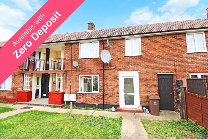 1 Bedroom Maisonette To Rent In Kingsnorth Road, Gillingham, ME8