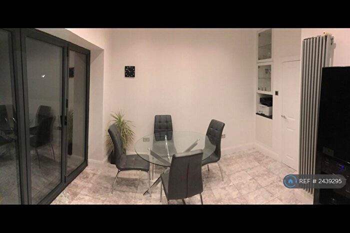 6 Bedroom Detached House To Rent In Bennett Road, Bournemouth, BH8