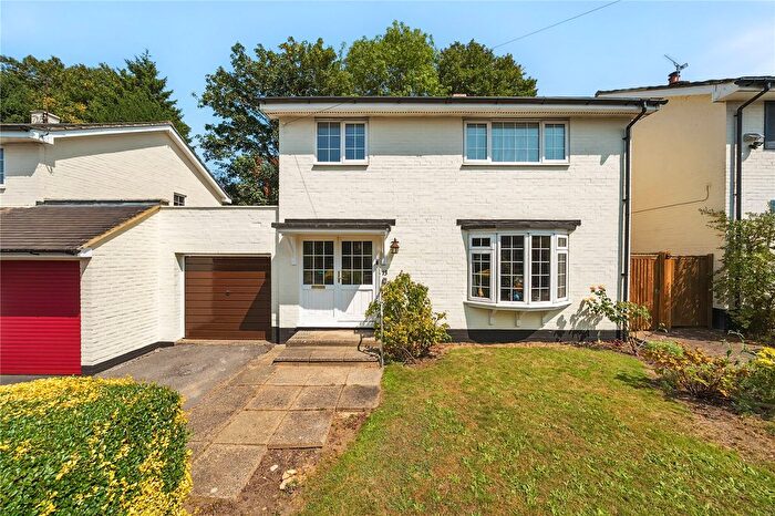 3 Bedroom Detached House For Sale In Scotts Way, Sevenoaks, Kent, TN13