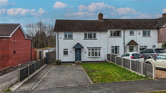 3 Bedroom End Of Terrace House For Sale In Lindridge Road, Sutton Coldfield, West Midlands, B75