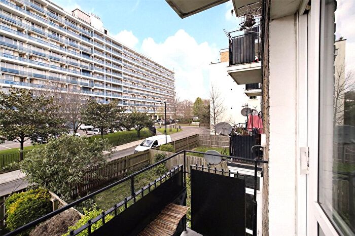 3 Bedroom Flat To Rent In Munday House, Burbage Close, London, SE1