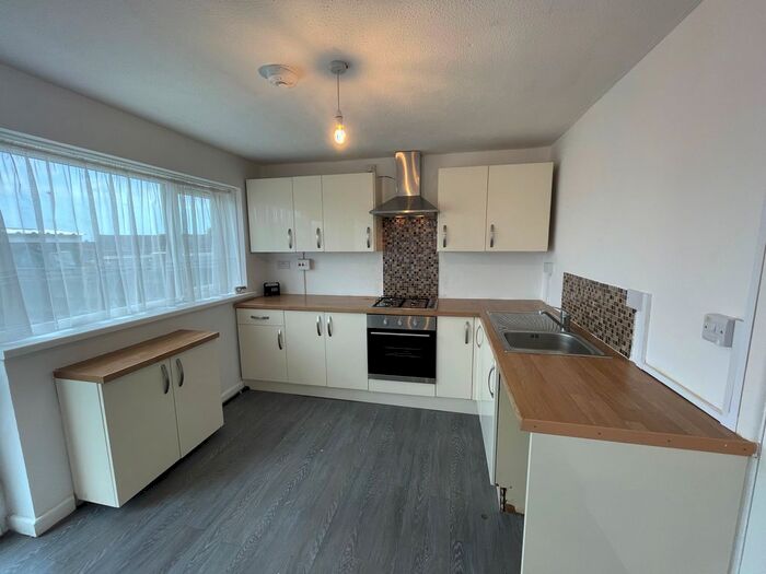 3 Bedroom Terraced House To Rent In Tir Einon, Llanelli, SA14