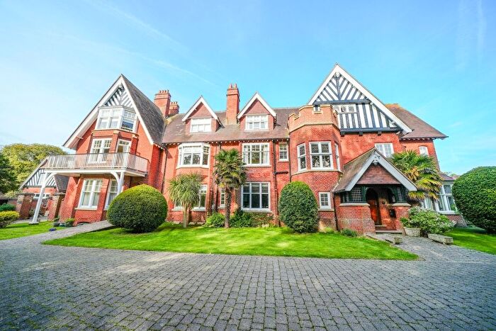 2 Bedroom Flat For Sale In Overstrand Road, Sutherland House Overstrand Road, NR27