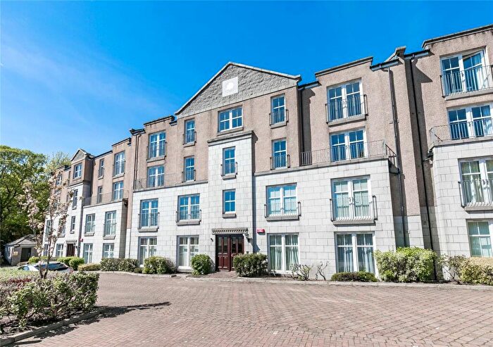 2 Bedroom Flat To Rent In Queens Road, Aberdeen, AB15