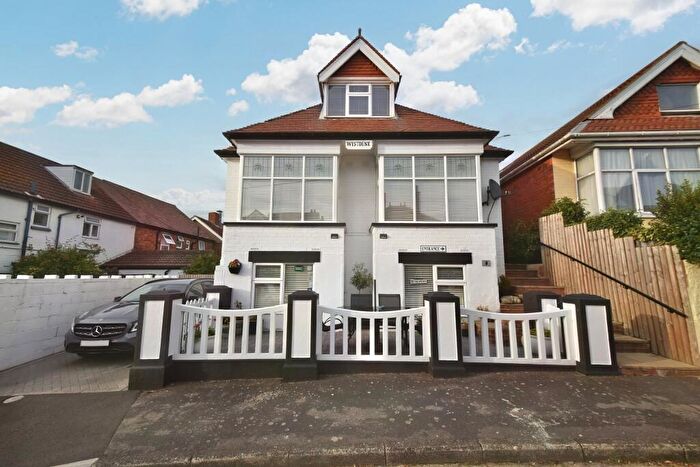 7 Bedroom Detached House For Sale In Trafalgar Avenue, Skegness, PE25