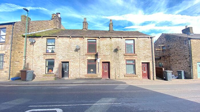 2 Bedroom Terraced House For Sale In Market Street, Chapel-En-Le-Frith, SK23