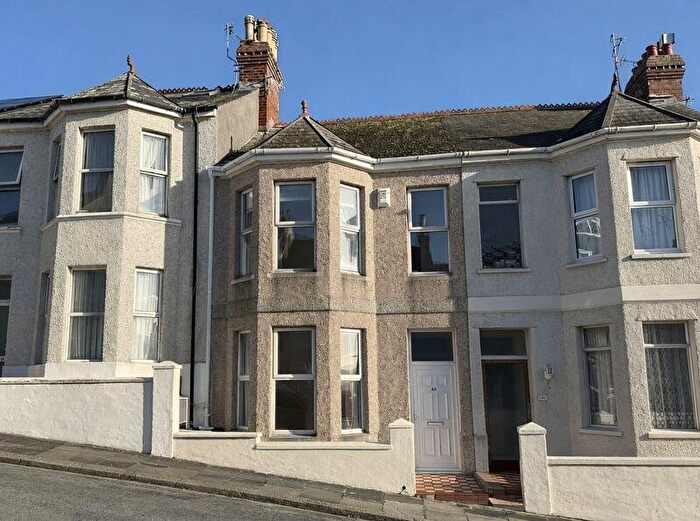 3 Bedroom Terraced House For Sale In Durham Avenue, St Judes, Plymouth. Characterful -bed Period Terrace Moments From Plymouth City Centre, PL4