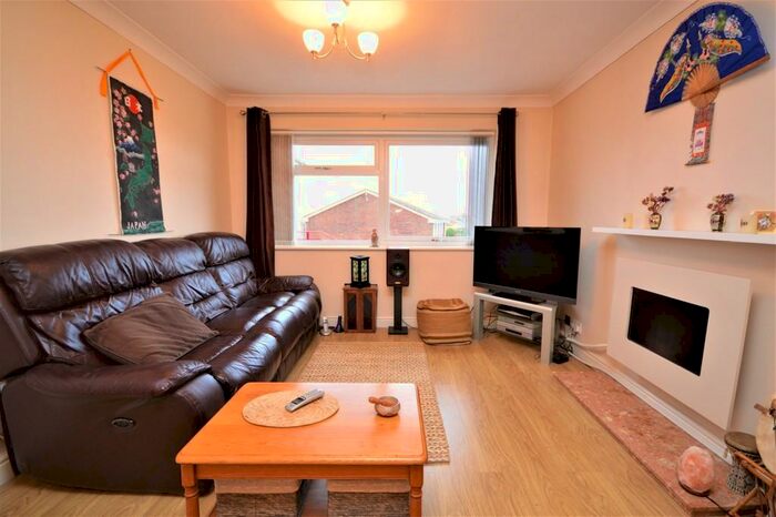 2 Bedroom Semi-Detached Bungalow To Rent In Blythe Way, Shanklin, PO37