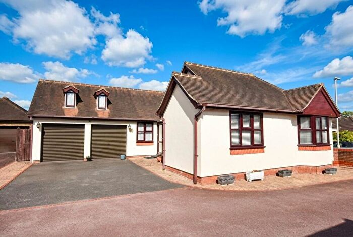 4 Bedroom Detached Bungalow For Sale In Connaught Drive, South Woodham Ferrers, Chelmsford, CM3