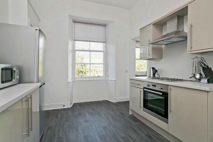 3 Bedroom Flat To Rent In Blackness Road, West End, Dundee, DD2