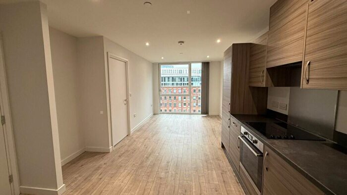 1 Bedroom Apartment To Rent In Crocus Street, Nottingham, Nottinghamshire, NG2