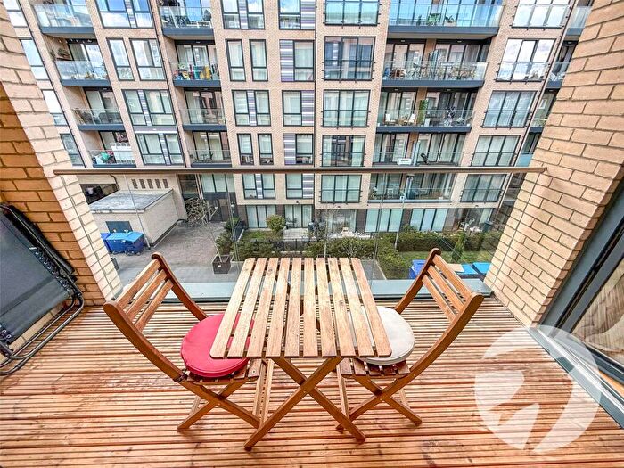 1 Bedroom Flat For Sale In Grove Place, London, SE9