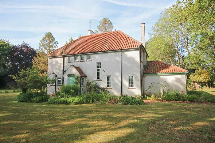 4 Bedroom Detached House For Sale In Bratoft Lane, Burgh Le Marsh, Skegness, PE24