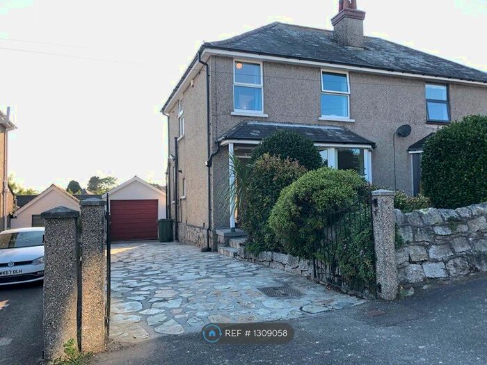 4 Bedroom Semi-Detached House To Rent In Park Rise, Falmouth TR11