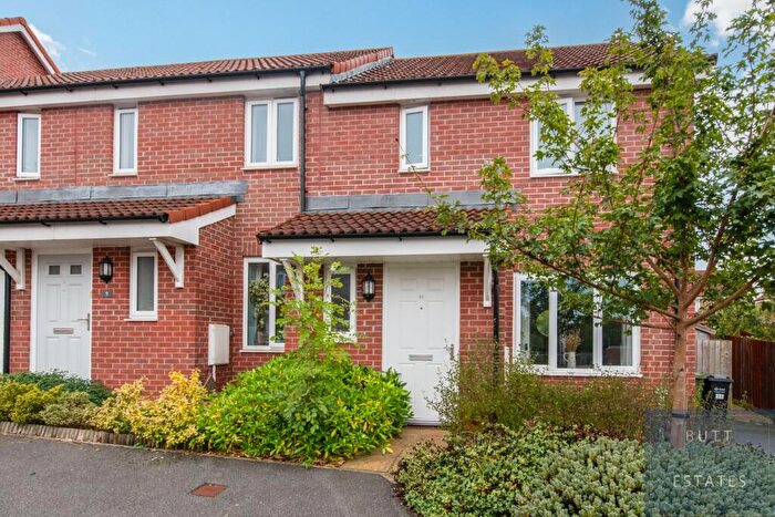 3 Bedroom End Of Terrace House For Sale In Brooklyn Close, Exeter, EX1