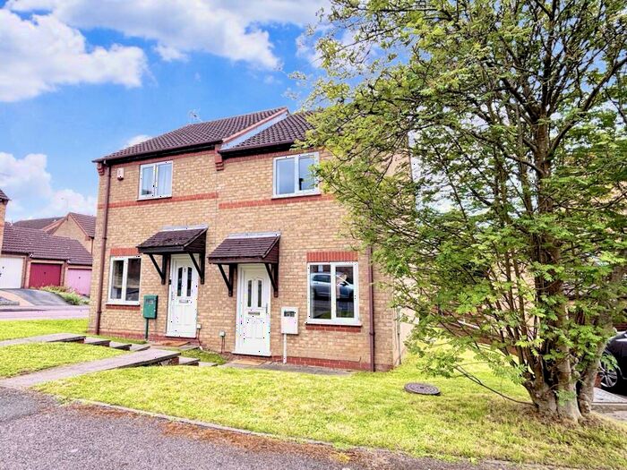 2 Bedroom Semi-Detached House To Rent In Solway Close, Oakwood, DE21