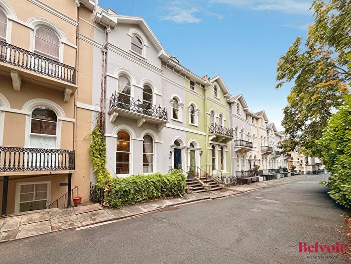 2 Bedroom Flat For Sale In St Georges Road, Cheltenham, GL50