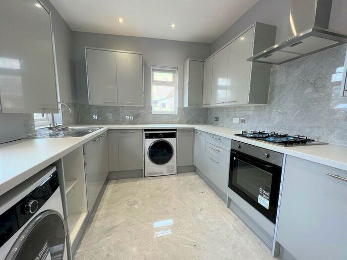 4 Bedroom Apartment To Rent In Bridge Street, Pinner, HA5