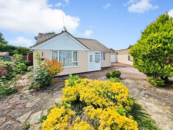 3 Bedroom Bungalow For Sale In Martins Close, Ramsgate, CT12