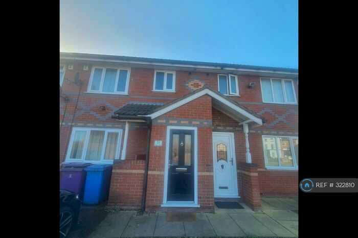 3 Bedroom Terraced House To Rent In Clearwater Close, Liverpool, L7