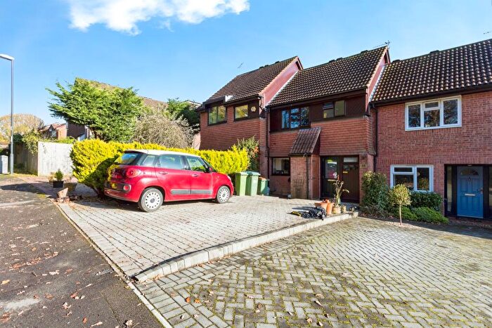 3 Bedroom Terraced House For Sale In Peverel Road, Ifield, Crawley, RH11