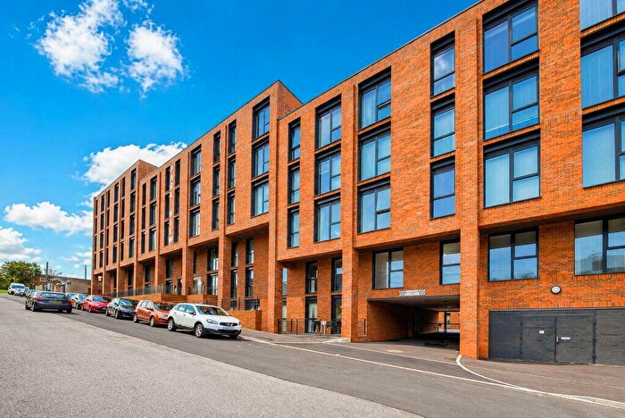 2 Bedroom Apartment For Sale In Park View, Darwin Street, Birmingham, B12