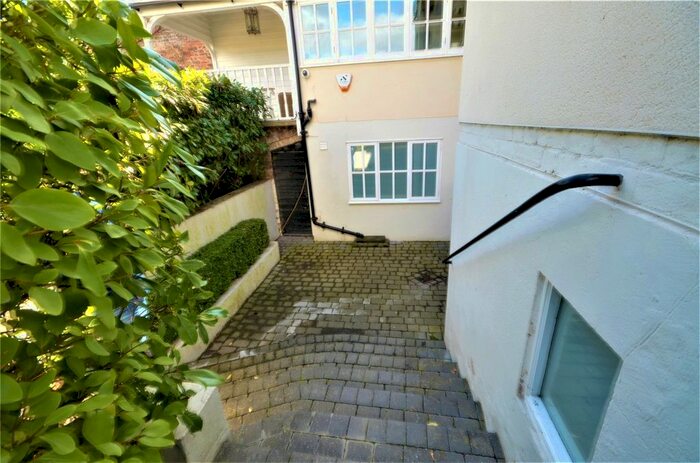 1 Bedroom Maisonette To Rent In Eastbourne Road, South Godstone, Godstone RH9